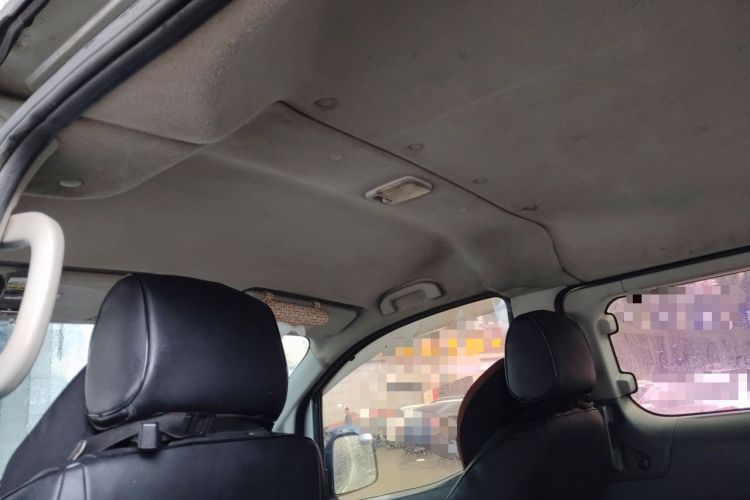Used Nissan NV200 2012 1.6L 232 Seats Deluxe Version Headliner