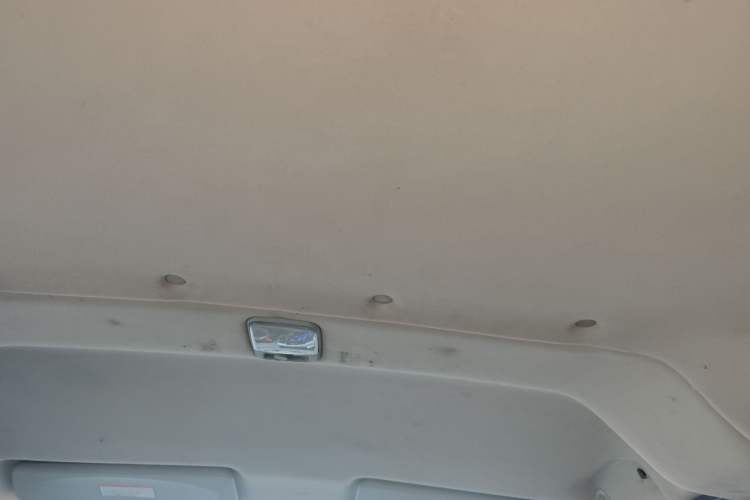 Used Nissan NV200 2012 1.6L 232 Seats Luxury Version Headliner