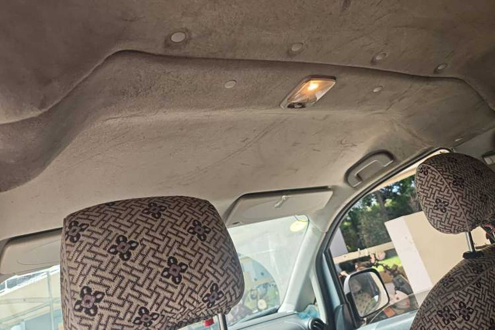 Used Nissan NV200 2012 1.6L 232 Seats Luxury Version Headliner