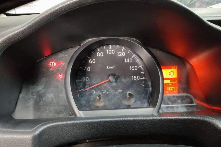 Used Nissan NV200 2012 1.6L 232 Seats Deluxe Version Instrument Cluster