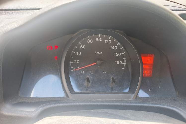 Used Nissan NV200 2012 1.6L 232 Seats Luxury Version Instrument Cluster