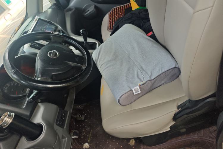 Used Nissan NV200 2012 1.6L 232 Seats Luxury Version Left Front Seat