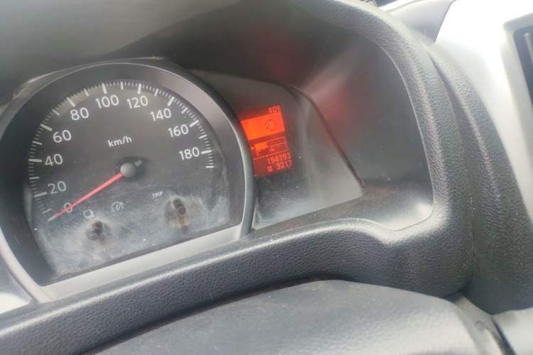 Used Nissan NV200 2012 1.6L 223 Seats Zunya Trim Odometer Close Up