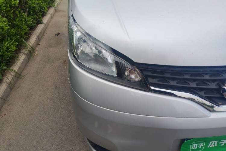Used Nissan NV200 2012 1.6L 223 Seats Zunya Trim Right Front Headlight