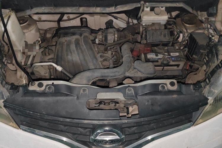 Used Nissan NV200 2012 1.6L 232 Seats Luxury Version Engine Bay