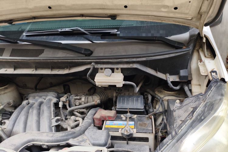 Used Nissan NV200 2012 1.6L 232 Seats Zunya Trim Engine Bay Left