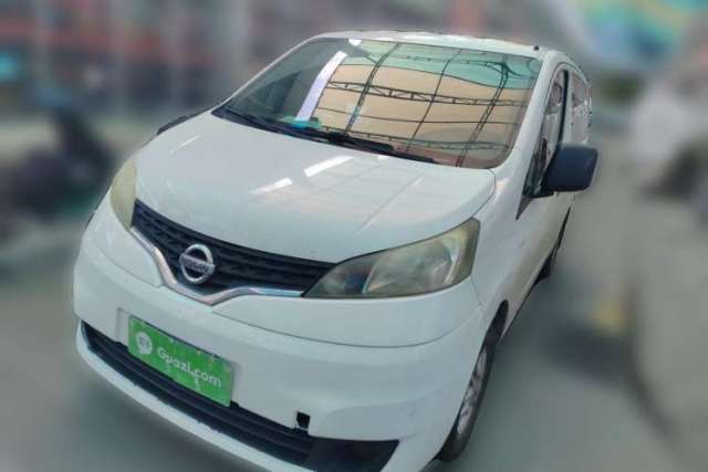 Used Nissan NV200 2012 1.6L 232 Seats Luxury Version