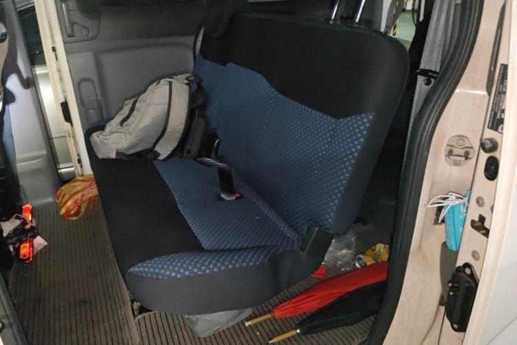 Used Nissan NV200 2012 1.6L 232 Seats Luxury Version Left Rear Seat