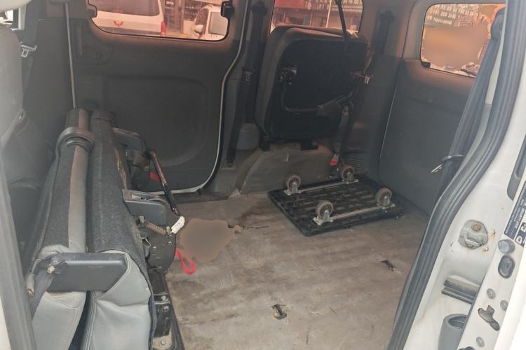 Used Nissan NV200 2012 1.6L 232 Seats Luxury Version Left Rear Seat
