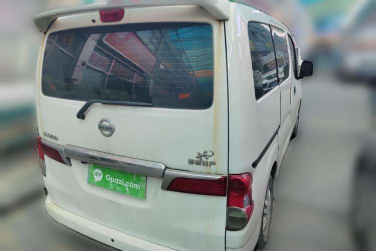 Used Nissan NV200 2012 1.6L 232 Seats Luxury Version Rear Right 45 Deg