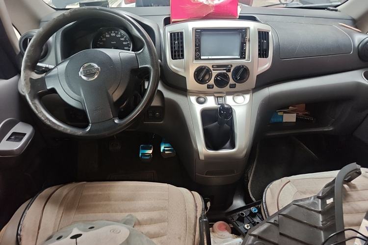 Used Nissan NV200 2013 1.6L Luxury Model China IV Standard Center Console