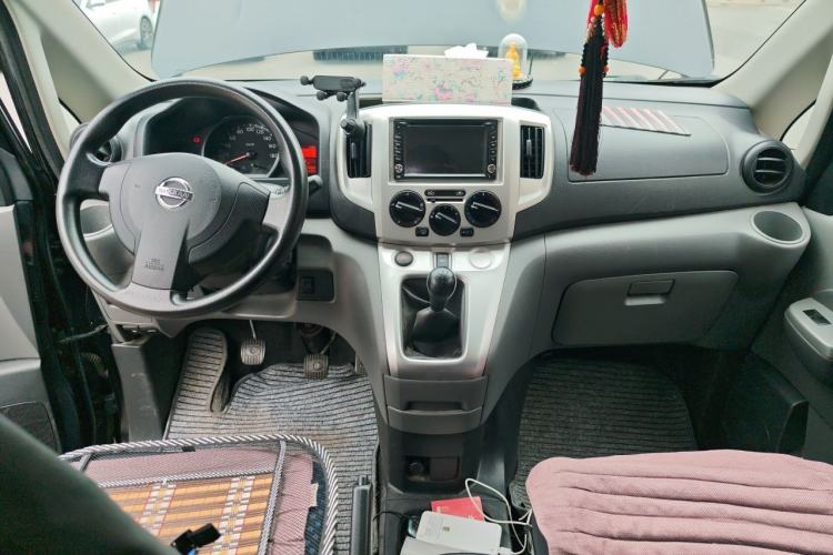 Used Nissan NV200 2013 1.6L Luxury Model China IV Standard Center Console