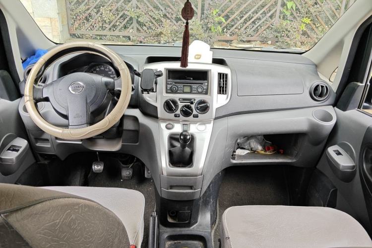 Used Nissan NV200 2013 1.6L Luxury Model China IV Standard Center Console