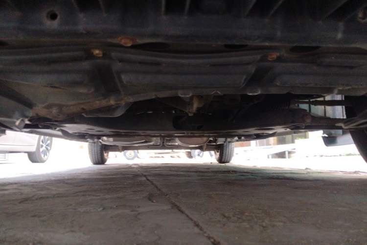Used Nissan NV200 2013 1.6L Luxury Model China IV Standard Chassis Front