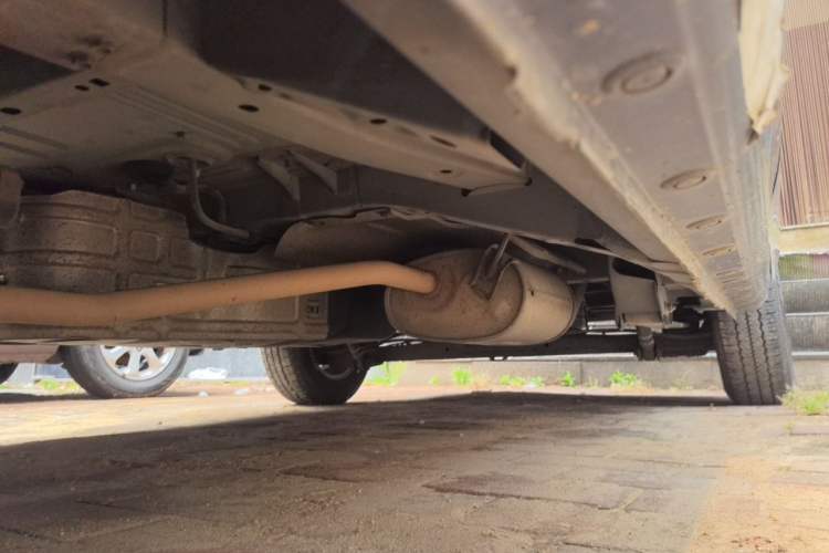 Used Nissan NV200 2013 1.6L Luxury Model China IV Standard Chassis Front Left
