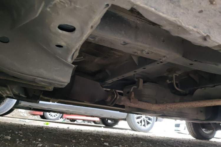 Used Nissan NV200 2013 1.6L Luxury Model China IV Standard Chassis Front Left