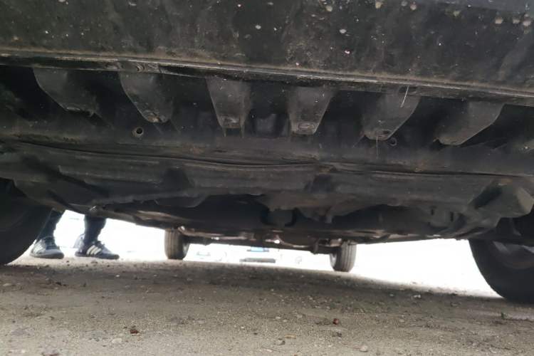 Used Nissan NV200 2013 1.6L Luxury Model China IV Standard Chassis Front