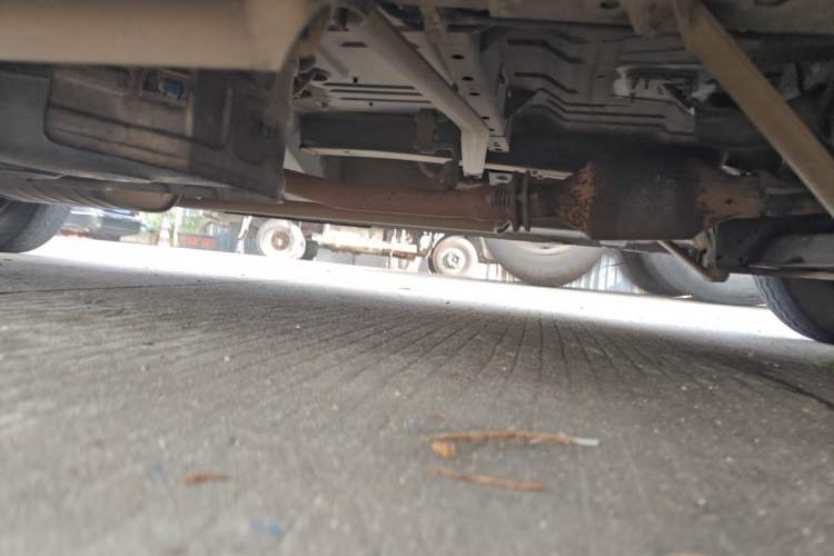 Used Nissan NV200 2013 1.6L Luxury Model China IV Standard Chassis Front Right