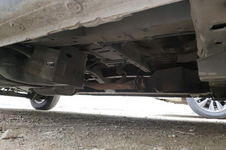 Used Nissan NV200 2013 1.6L Luxury Model China IV Standard Chassis Front Right
