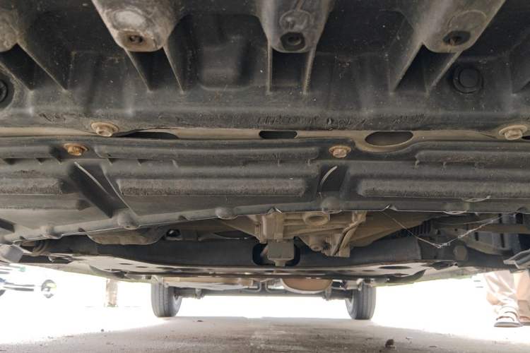 Used Nissan NV200 2013 1.6L Luxury Model China IV Standard Chassis Front