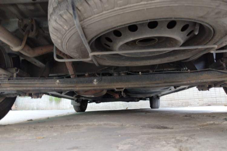 Used Nissan NV200 2013 1.6L Luxury Model China IV Standard Chassis Rear