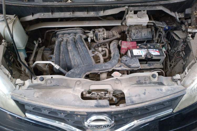 Used Nissan NV200 2013 1.6L Luxury Model China IV Standard Engine Bay