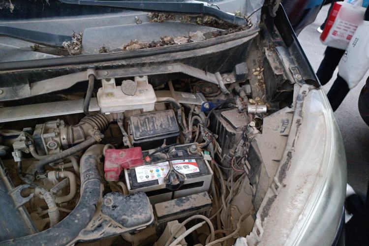 Used Nissan NV200 2013 1.6L Luxury Model China IV Standard Engine Bay Left