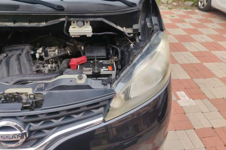 Used Nissan NV200 2013 1.6L Luxury Model China IV Standard Engine Bay Left
