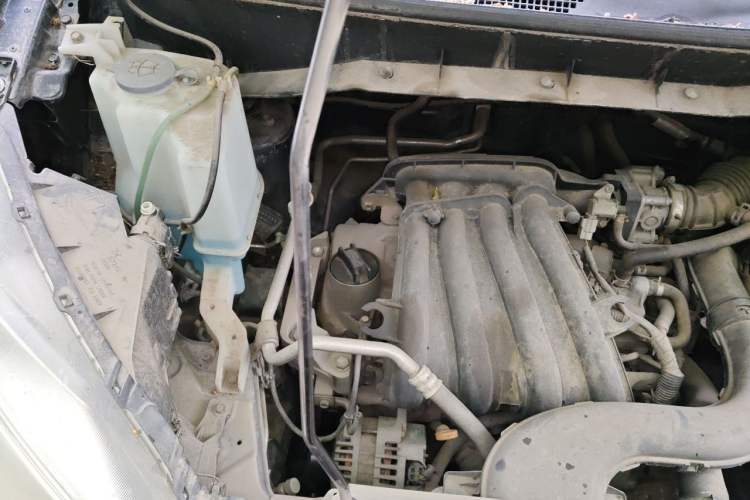 Used Nissan NV200 2013 1.6L Luxury Model China IV Standard Engine Bay Right