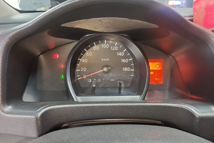 Used Nissan NV200 2013 1.6L Luxury Model China IV Standard Instrument Cluster
