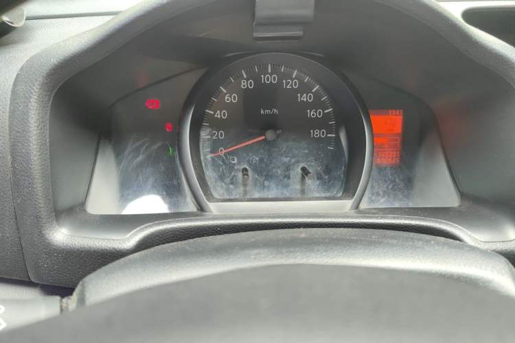 Used Nissan NV200 2013 1.6L Luxury Model China IV Standard Instrument Cluster