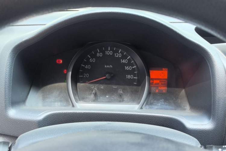 Used Nissan NV200 2013 1.6L Luxury Model China IV Standard Instrument Cluster