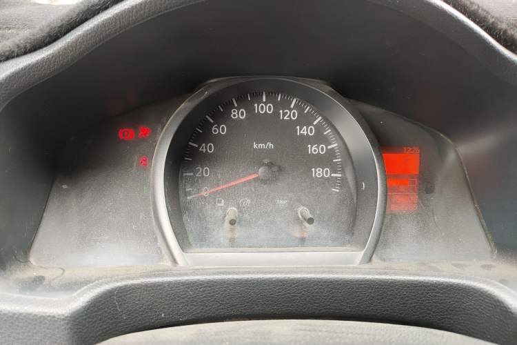 Used Nissan NV200 2013 1.6L Luxury Model China IV Standard Instrument Cluster