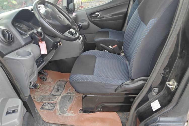 Used Nissan NV200 2013 1.6L Luxury Model China IV Standard Left Front Seat