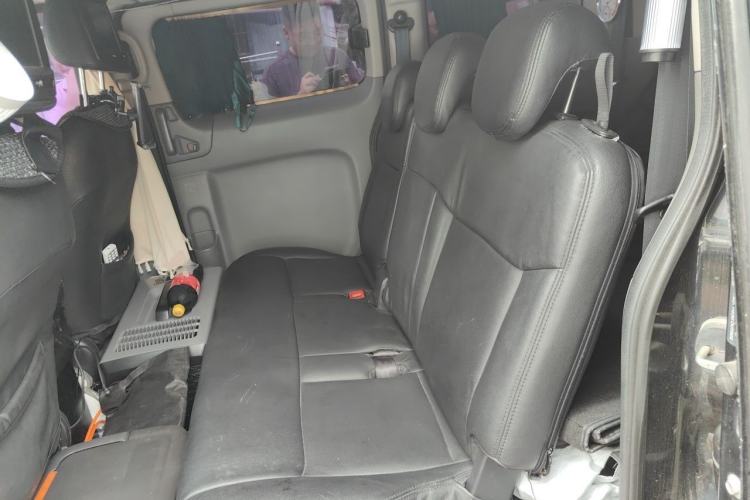 Used Nissan NV200 2013 1.6L Luxury Model China IV Standard Left Rear Seat