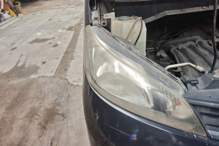 Used Nissan NV200 2013 1.6L Luxury Model China IV Standard Right Front Headlight
