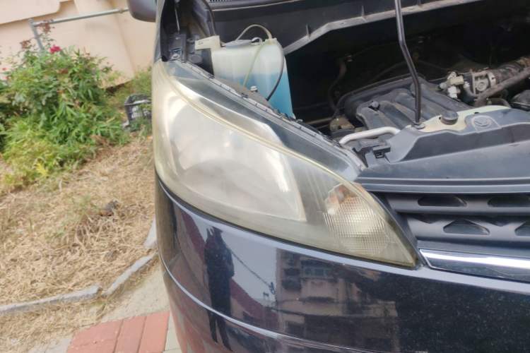 Used Nissan NV200 2013 1.6L Luxury Model China IV Standard Right Front Headlight