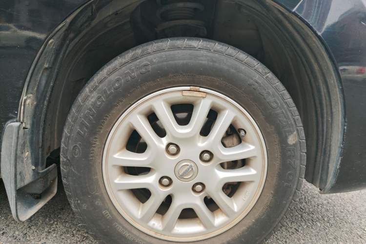 Used Nissan NV200 2013 1.6L Luxury Model China IV Standard Right Front Wheel Hub