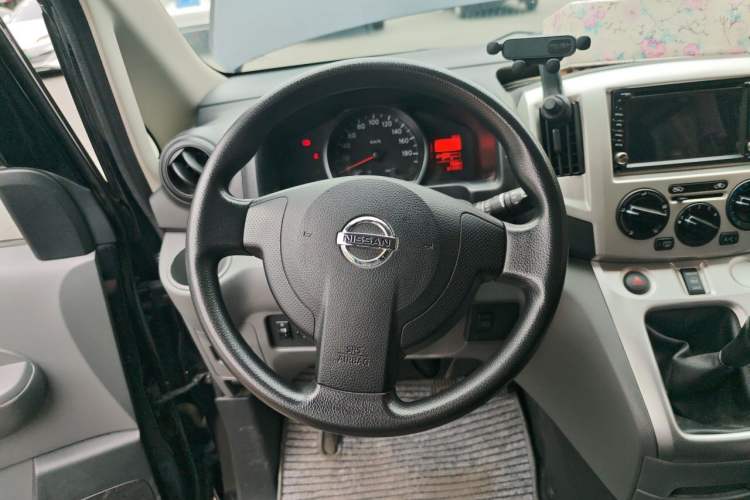 Used Nissan NV200 2013 1.6L Luxury Model China IV Standard Steering Wheel