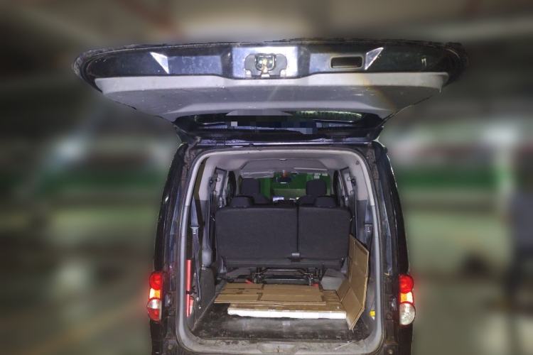 Used Nissan NV200 2013 1.6L Luxury Model China IV Standard Trunk
