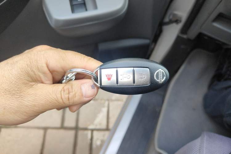 Used Nissan NV200 2013 1.6L Zunya Model China IV Standard Vehicle Key
