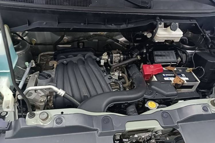 Used Nissan NV200 2013 1.6L Luxury Model China IV Standard Engine Bay