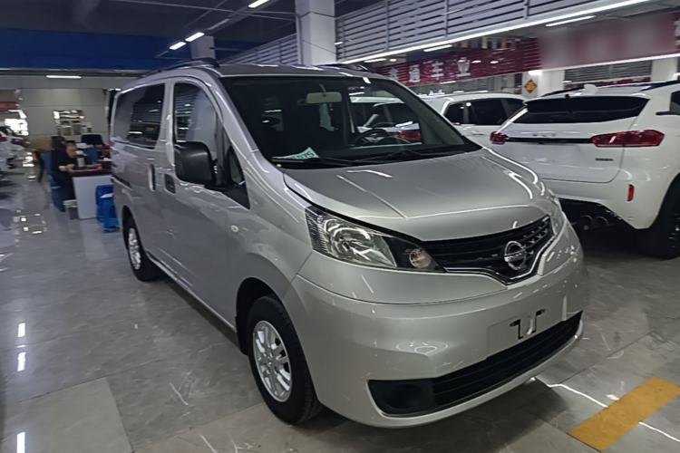 Used Nissan NV200 2013 1.6L Luxury Model China IV Standard Front Right 45 Deg