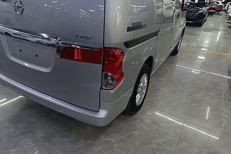 Used Nissan NV200 2013 1.6L Luxury Model China IV Standard Right Rear Taillight