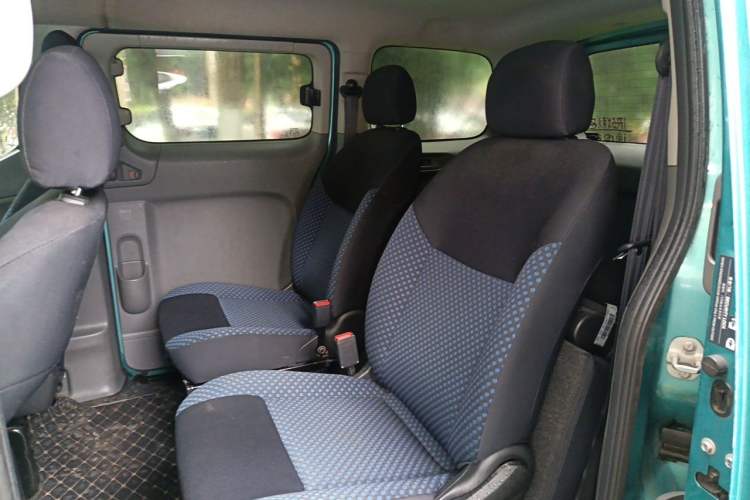 Used Nissan NV200 2013 1.6L Zunya Model China IV Standard Left Rear Seat