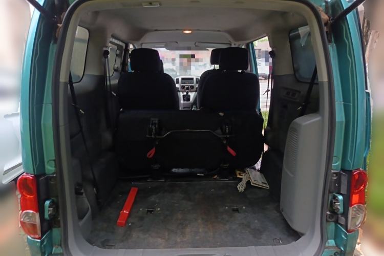 Used Nissan NV200 2013 1.6L Zunya Model China IV Standard Trunk