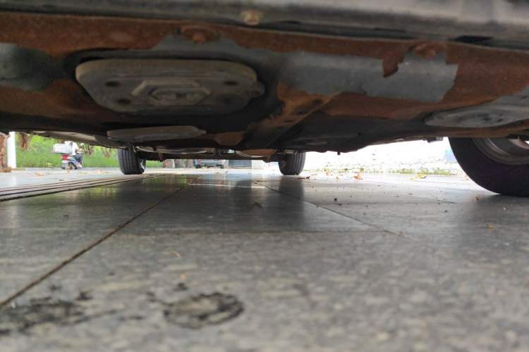 Used Nissan NV200 2013 1.6L Luxury Model China V Standard Chassis Front