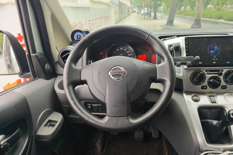 Used Nissan NV200 2013 1.6L Luxury Model China V Standard Steering Wheel