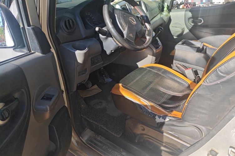 Used Nissan NV200 2013 1.6L Luxury Model China IV Standard Driver Seat