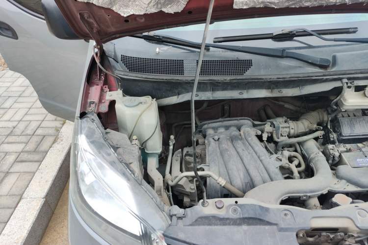 Used Nissan NV200 2013 1.6L Luxury Model China IV Standard Engine Bay Right